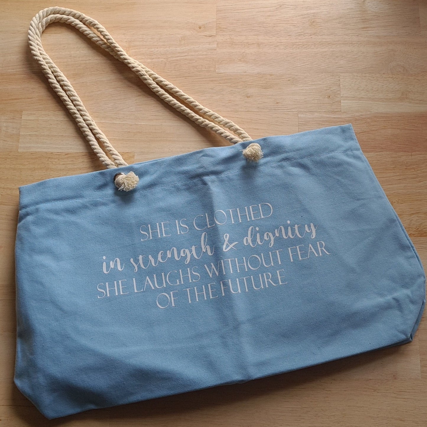STRENGTH & DIGINITY TOTE